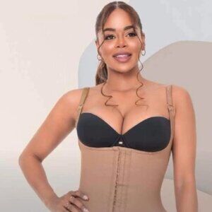 Faja Strapless Supercorta con 3 Niveles de Talla Stagmi SMI7137 La Bella NEW!